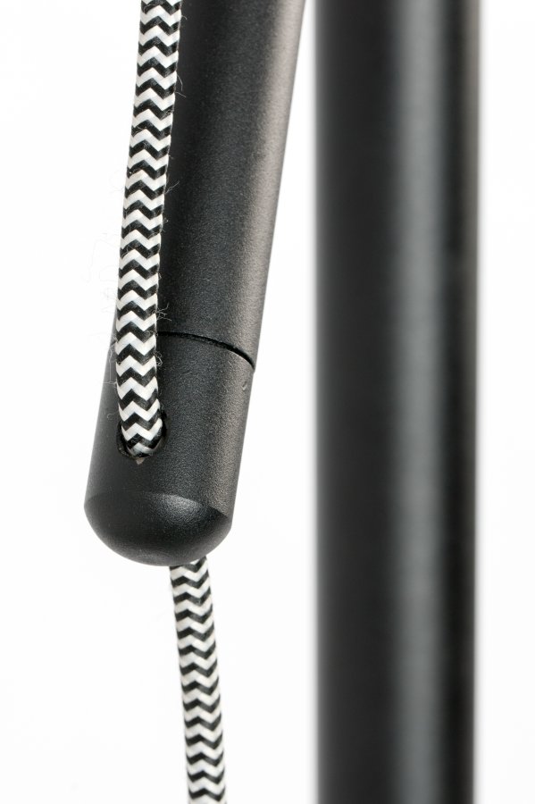 WHITE LABEL LIVING Tokio gulvlampe - sort jern