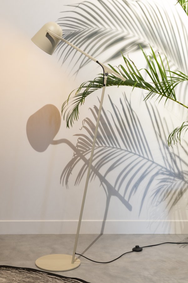 ZUIVER Lau gulvlampe - ris brun jern