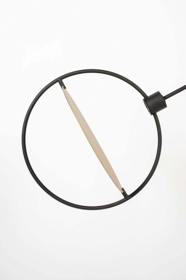 ZUIVER Sirius gulvlampe - sort jern