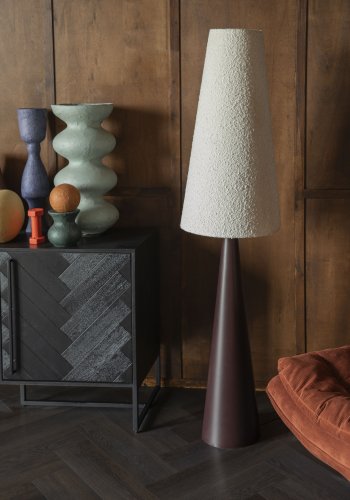 DUTCHBONE Miki gulvlampe - hvid bouclé stof og sort strygejern