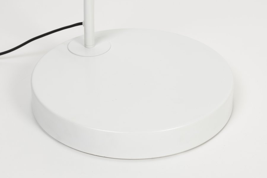 WHITE LABEL LIVING Martine gulvlampe - hvid metal