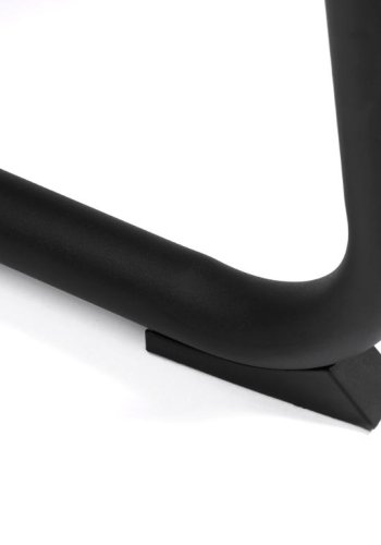 Trout loungestol, m. armln - sand stof og sort metal