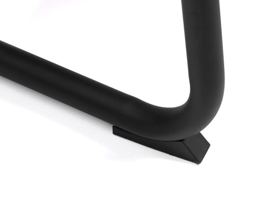 Trout loungestol, m. armln - sand stof og sort metal