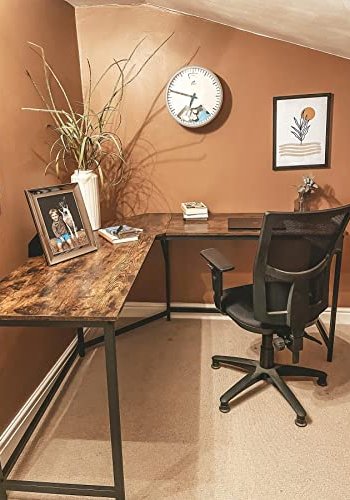 VASAGLE hjrneskrivebord - rustik brun spnplade og sort stl (149x149)