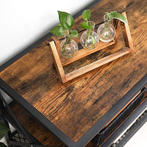 VASAGLE TV-bord, m. 2 hylder - rustik brun spnplade og sort stl (140x39,2)