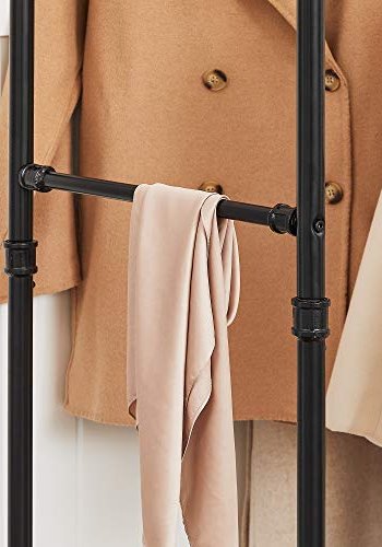 SONGMICS Industrial Pipe Tjstativ p hjul, Maksimal belastning p 110 kg, Dobbelt hngeskinne, Heavy Duty Metal med hylde, kommerciel kvalitet, Sort HSR60B