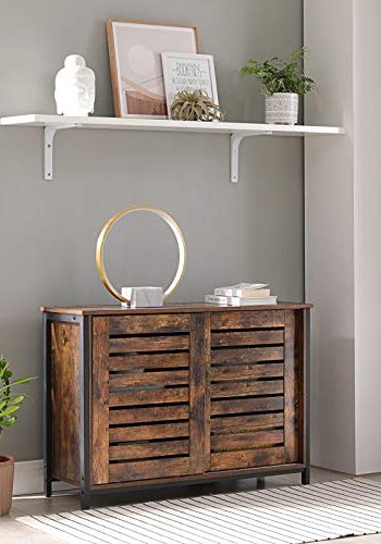 VASAGLE sknk, m. 2 lamellger og 2 hylder - rustik brun spnplade og sort stl