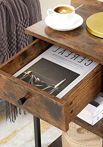 VASAGLE hjt sengebord, m. 2 hylder og 1 skuffe - rustik brun spnplade og sort stl (35x35)