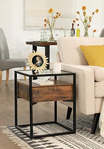 VASAGLE sidebord, m. hylde og skuffe - klar glas, rustik brun spnplade og sort jern (43x43)