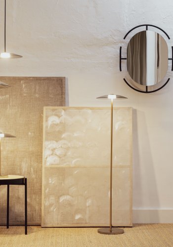 ZUIVER Float bordlampe - glas og guld jern