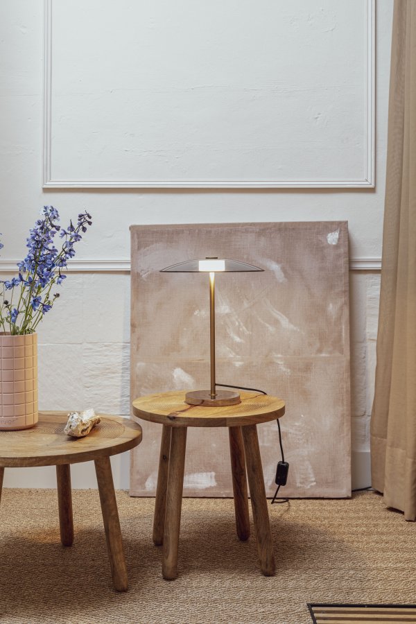 ZUIVER Float bordlampe - glas og guld jern