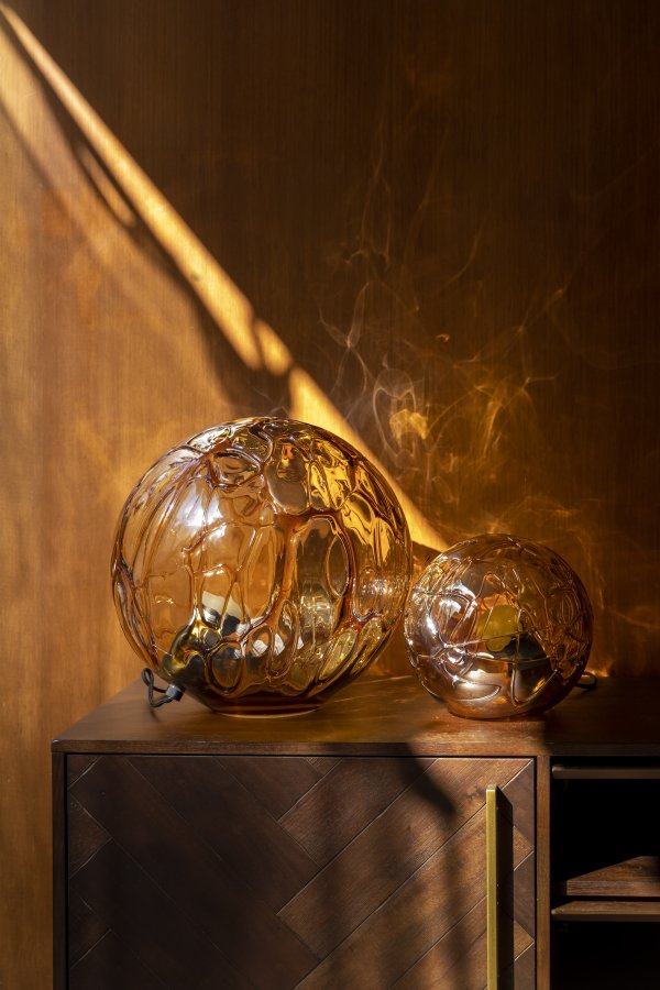 DUTCHBONE Lune bordlampe S - guld glas og strygejern