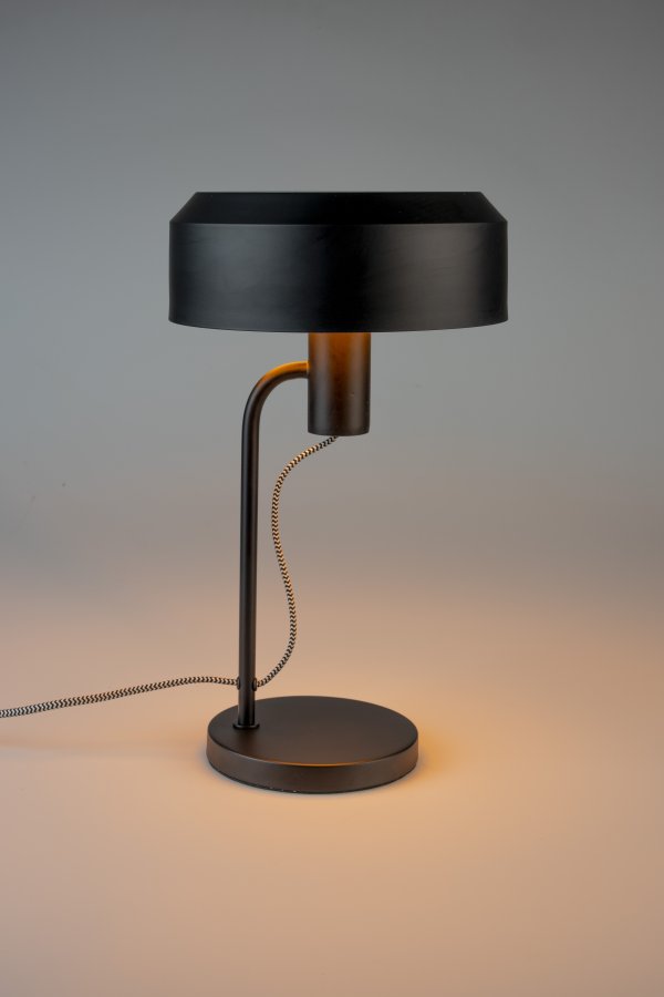 WHITE LABEL LIVING Landon bordlampe - sort jern