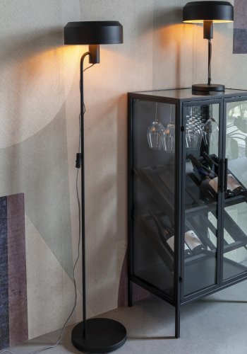 WHITE LABEL LIVING Landon bordlampe - sort jern