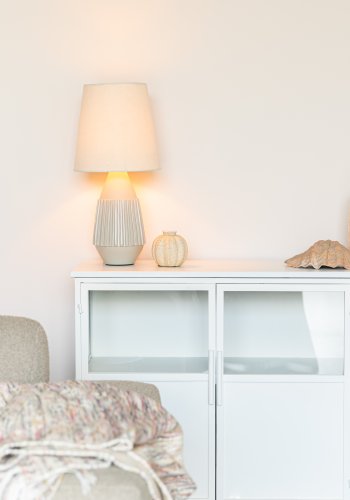 WHITE LABEL LIVING Aysa bordlampe - sand aluminium