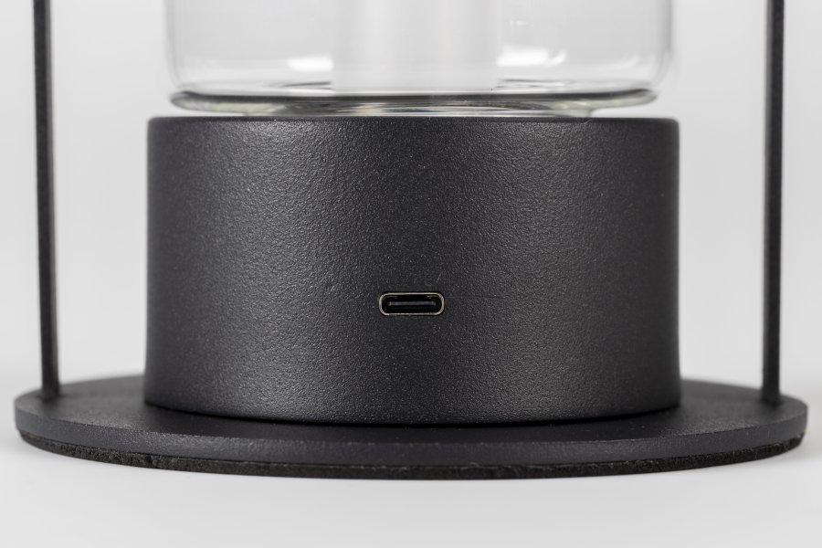 ZUIVER Smarty bordlampe, genopladelig - sort jern