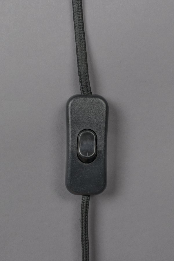 DUTCHBONE Zahra bordlampe M - terra terracotta og sort metal