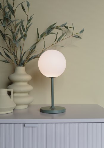 WHITE LABEL LIVING Hub bordlampe - polypropylen og grn