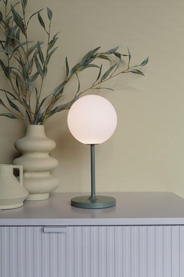 WHITE LABEL LIVING Hub bordlampe - polypropylen og grn