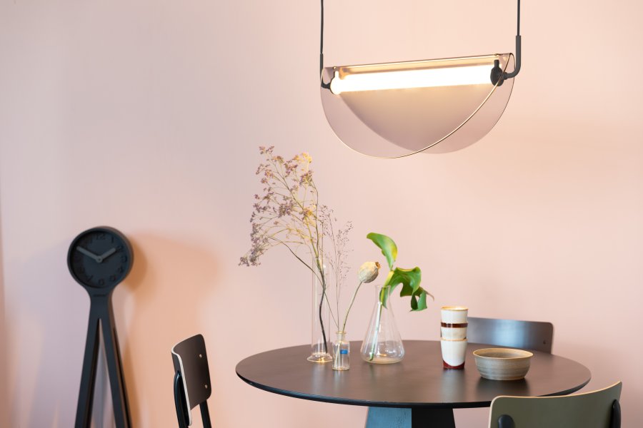 ZUIVER Rani loftlampe - rgfarvet glas og jern