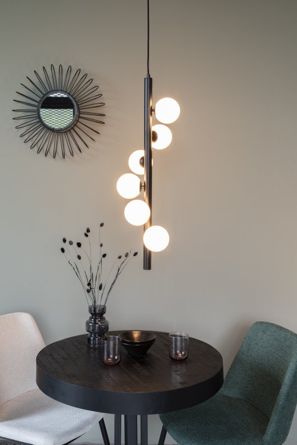 WHITE LABEL LIVING Monica Hvid loftlampe - hvid glas og sort