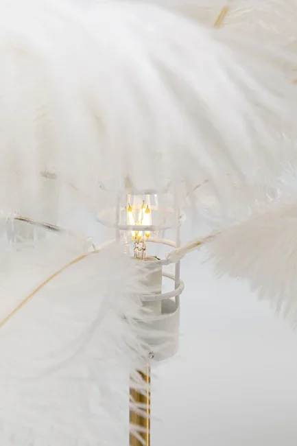 KARE DESIGN Feather Palm bordlampe - hvid strudsefjer og messing stl