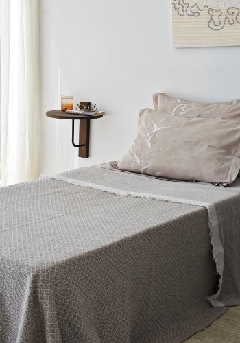 NORDVÄRK Reve vghylde - valnddefarvet tr og sort metal