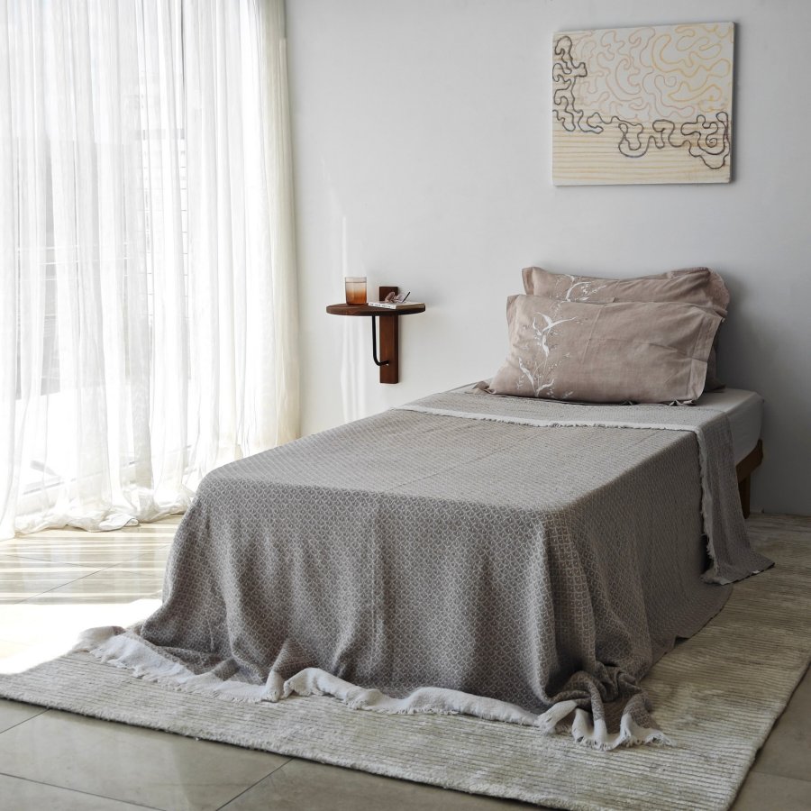 NORDVÄRK Reve vghylde - kastanjefarvet tr og sort metal