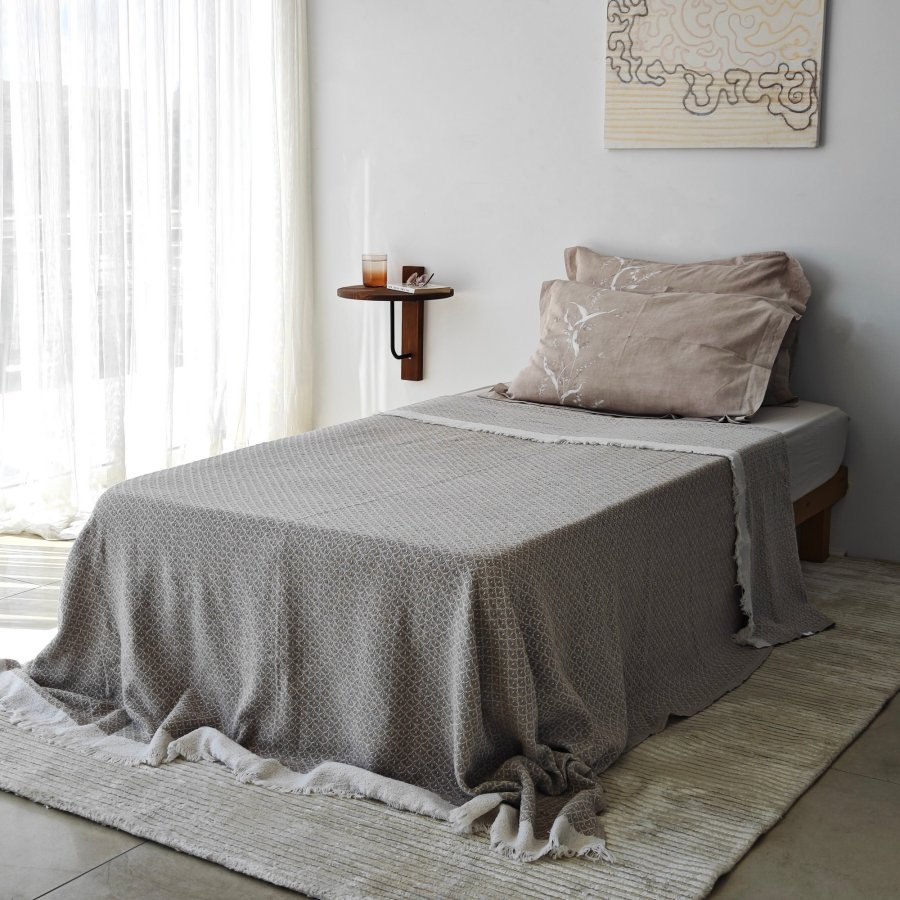 NORDVÄRK Reve vghylde - kastanjefarvet tr og sort metal