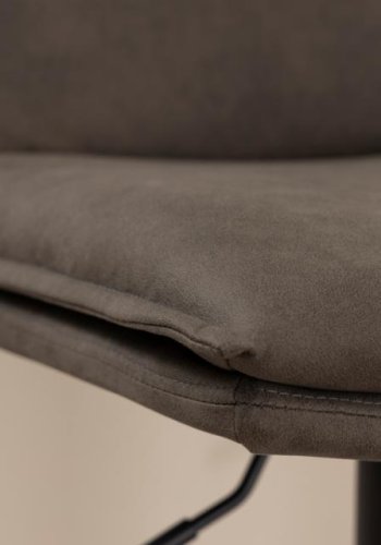 ACT NORDIC Flynn barstol, m. rygln, drejefunktion, gaspatron, fodsttte - grbrun stof og sort stl