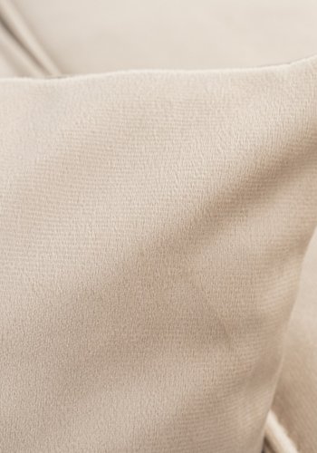 NORDVÄRK Lora 2 pers. sofa, m. 2 puder - creme stof og plastik