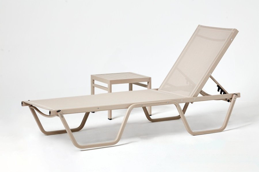 NORDVÄRK Asos udendrs solseng og sidebord - beige vinylbelagt polyester og aluminium (st med 2)