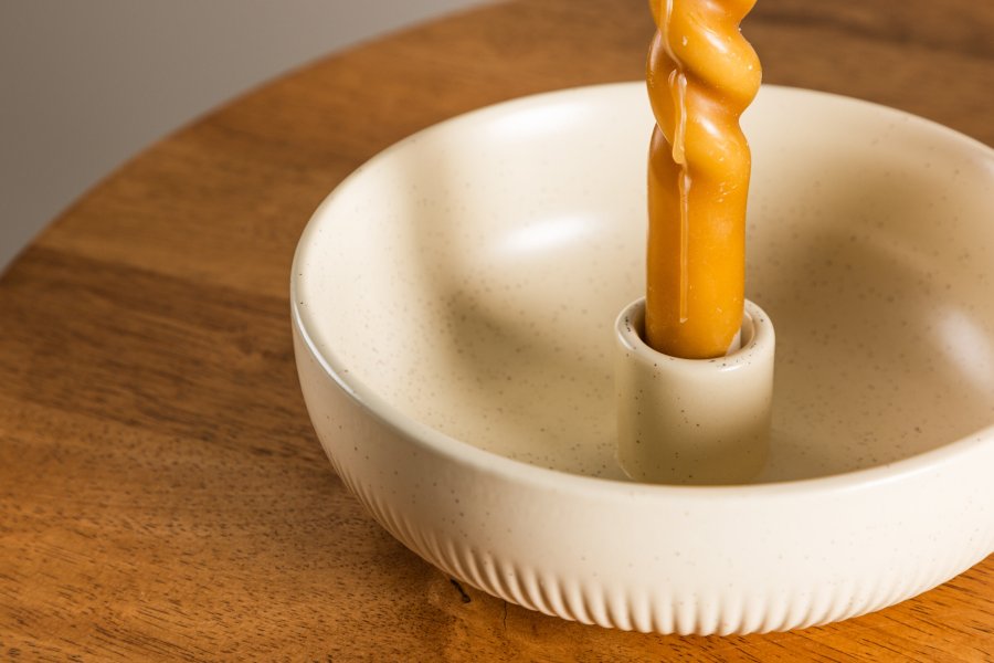 VENTURE DESIGN Posh lysestage, rund - beige/sorte prikker stentj (B18x6)