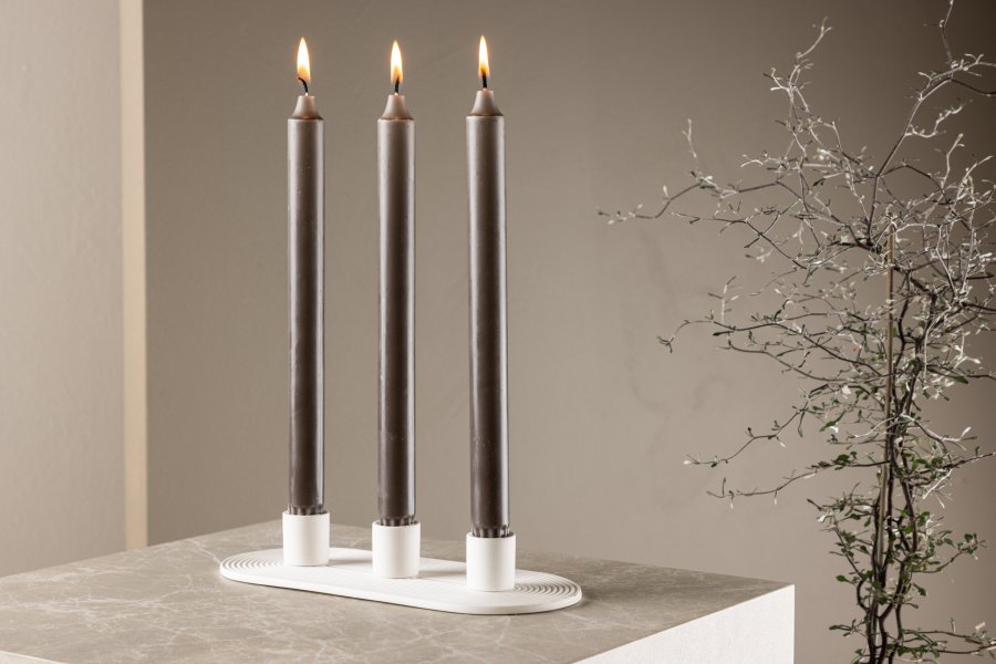 VENTURE DESIGN Dian lysestage, oval - hvid farve ler (4x24x10,5)