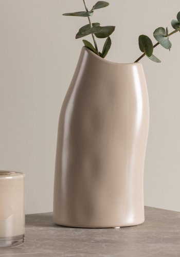 VENTURE DESIGN Ernst vase - mrk beige stentj (12x9x23H)