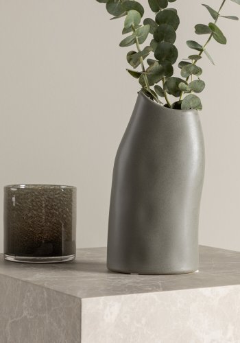 VENTURE DESIGN Ernst vase - mrkegr stentj (12x9x23H)