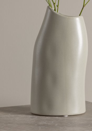 VENTURE DESIGN Ernst vase - lysegr stentj (12x9x23H)