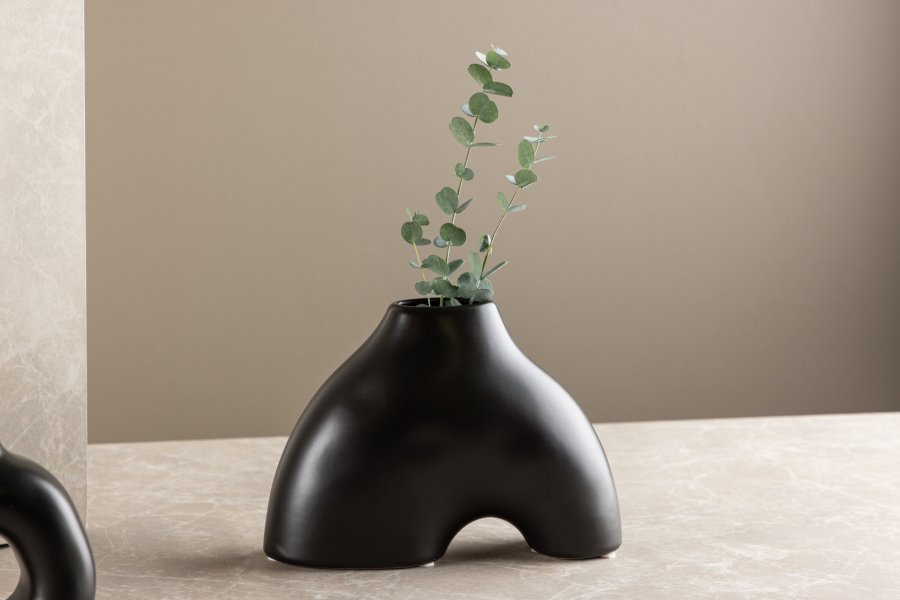 VENTURE DESIGN Kento vase - sort stentj (21x8x15H)