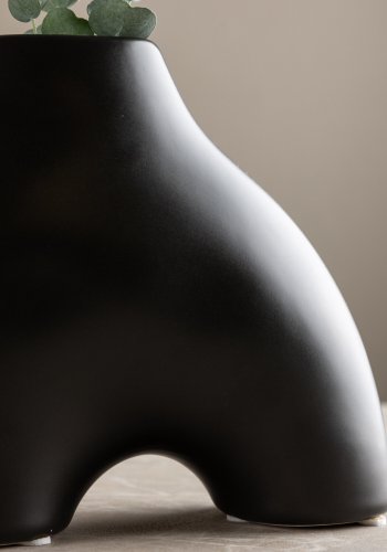 VENTURE DESIGN Kento vase - sort stentj (21x8x15H)