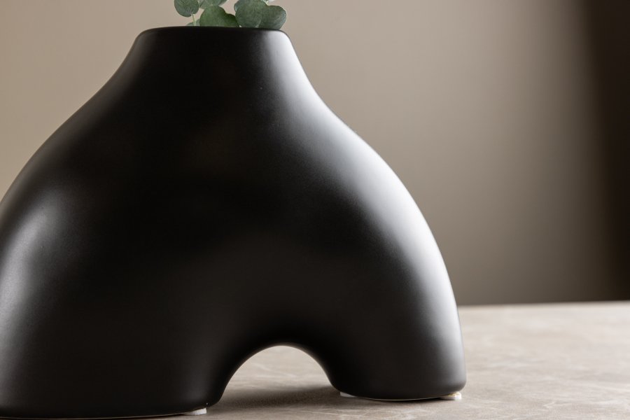 VENTURE DESIGN Kento vase - sort stentj (21x8x15H)