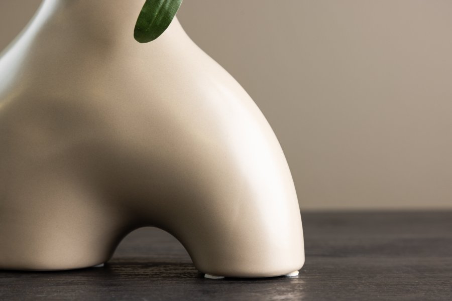 VENTURE DESIGN Kento vase - beige stentj (21x8x15H)
