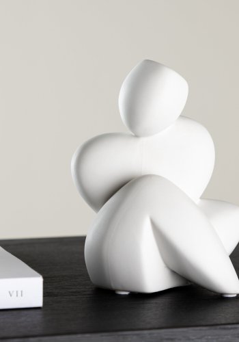 VENTURE DESIGN Floda skulptur - hvid stentj (11x9x14H)