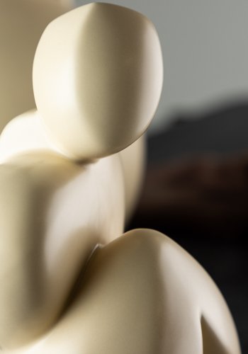 VENTURE DESIGN Floda skulptur - lysegul stentj (11x9x14H)