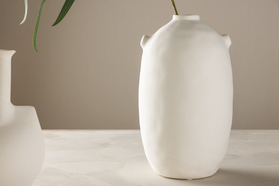 VENTURE DESIGN Madi vase, rund - offwhite stentj (17x17x28H)