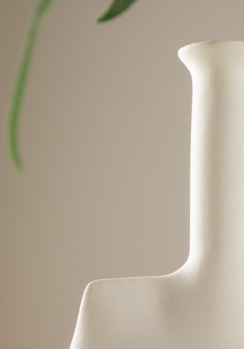 VENTURE DESIGN Madison vase - off white stentj (14x8x22H)