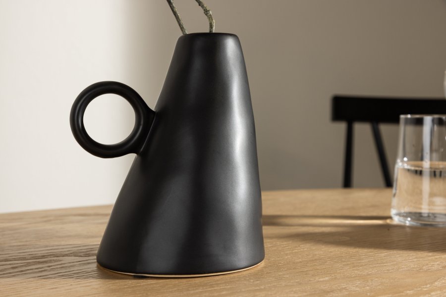 VENTURE DESIGN Ovy vase, m. 1 hank - mat sort stentj (14x13x17H)