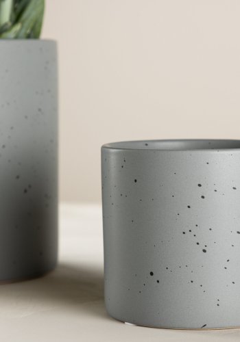 VENTURE DESIGN Sane potte, rund - mrkegr/sorte prikker stentj (11x11x10)