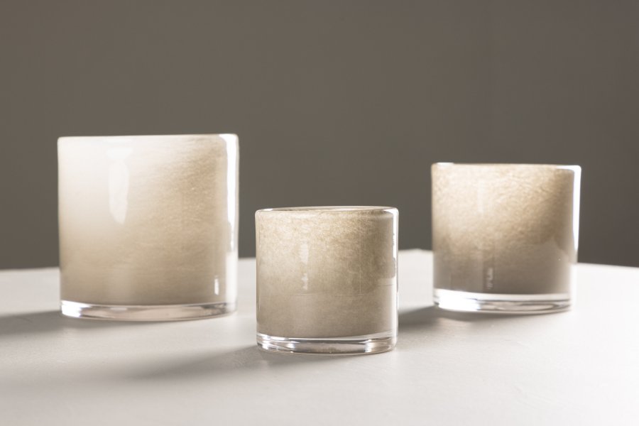 VENTURE DESIGN Glora lysestage, rund - beige glas (8x8H)