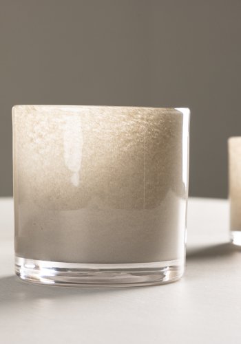 VENTURE DESIGN Glora lysestage, rund - beige glas (10x10H)