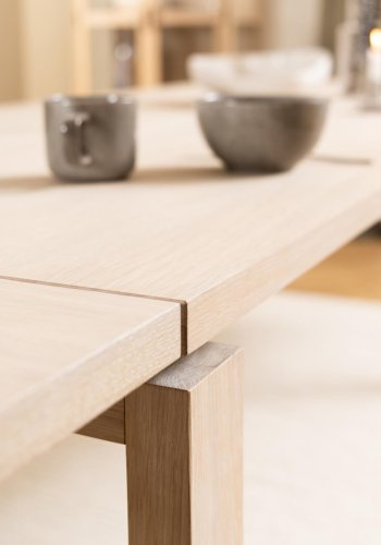 ACT NORDIC Linley spisebord, m. udtrk - hvidpigmenteret egefinér og eg (200x100)